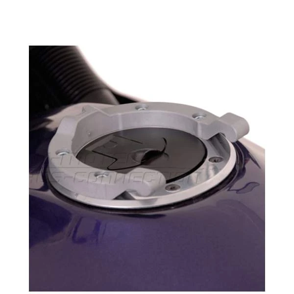 Motoraccessoires Tanktas Ring, Kawasaki. 7 1 Motoraccessoires Tanktas Ring, Kawasaki. 7